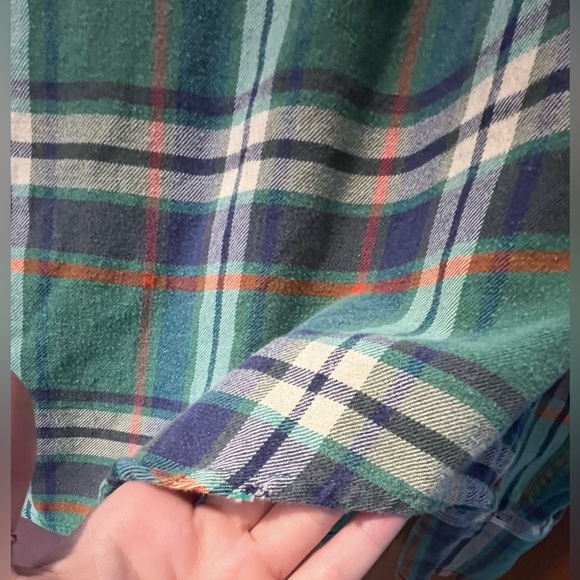 Abercrombie & Fitch Plaid Flannel Button Up ASO on Jessica Simpson - Picture 14 of 16